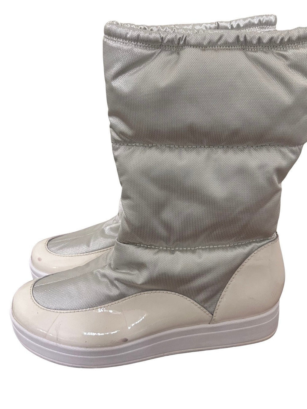 Cole Haan Silver and White Insulated Puffer Winter Snow Moon Boots Size 8